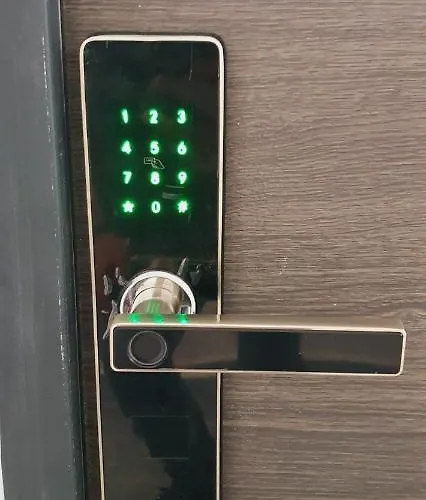 Eva Del Mar 1 Mamaia